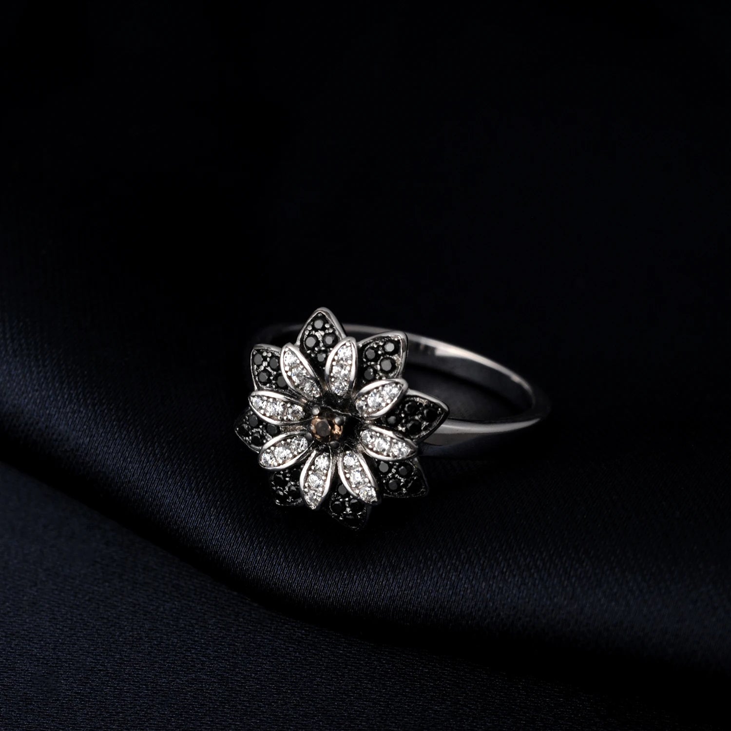 Flower Natural Smoky Ring