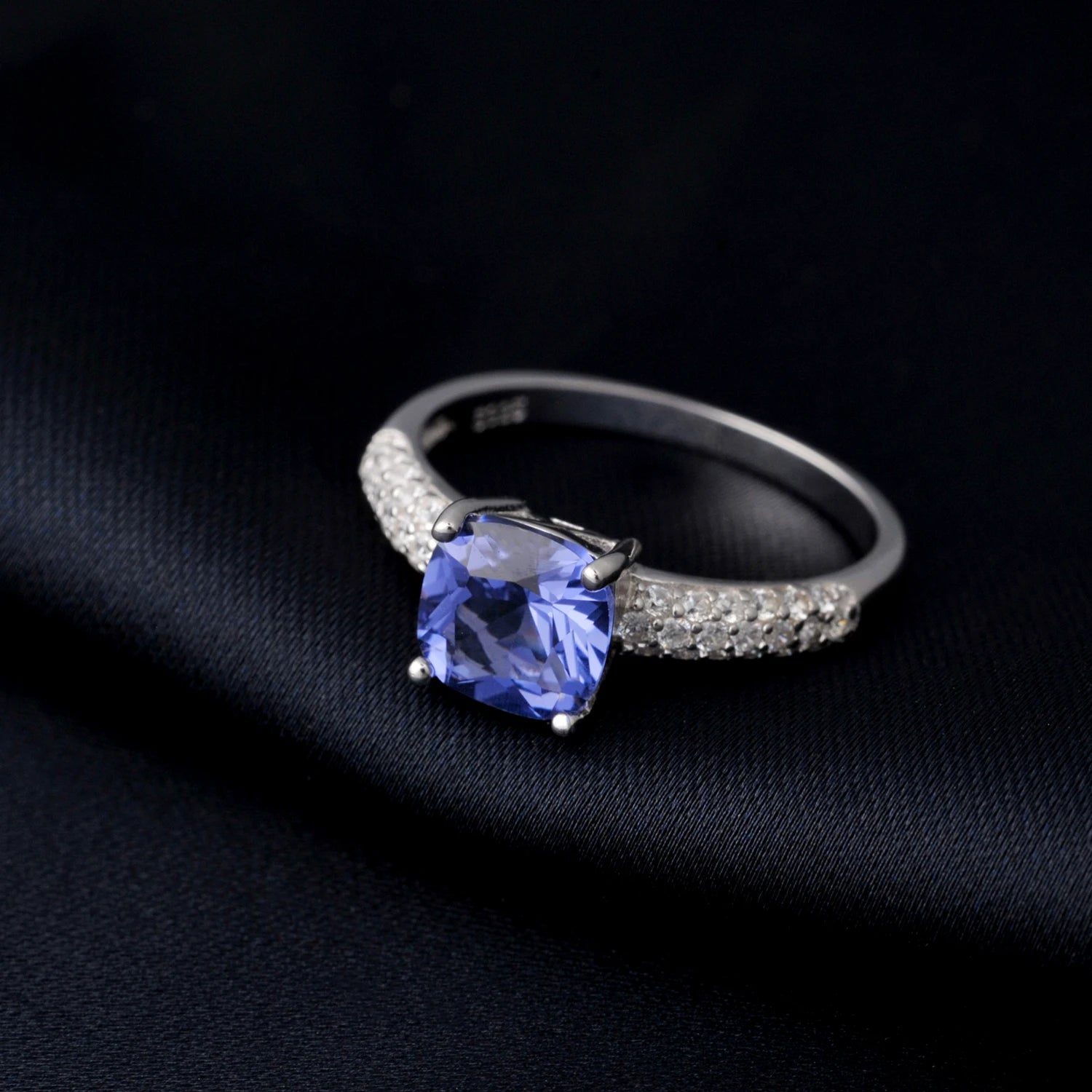 Elegant Tanzanite Ring