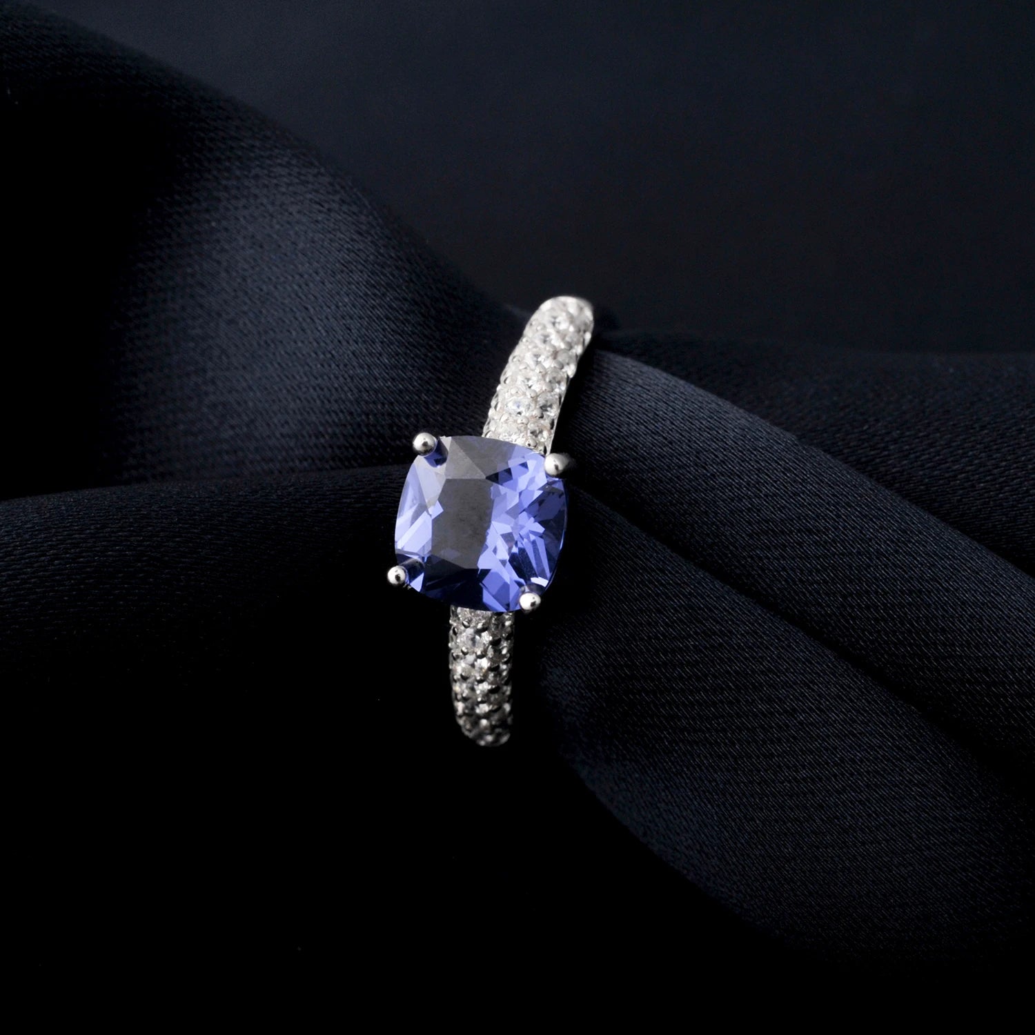 Elegant Tanzanite Ring